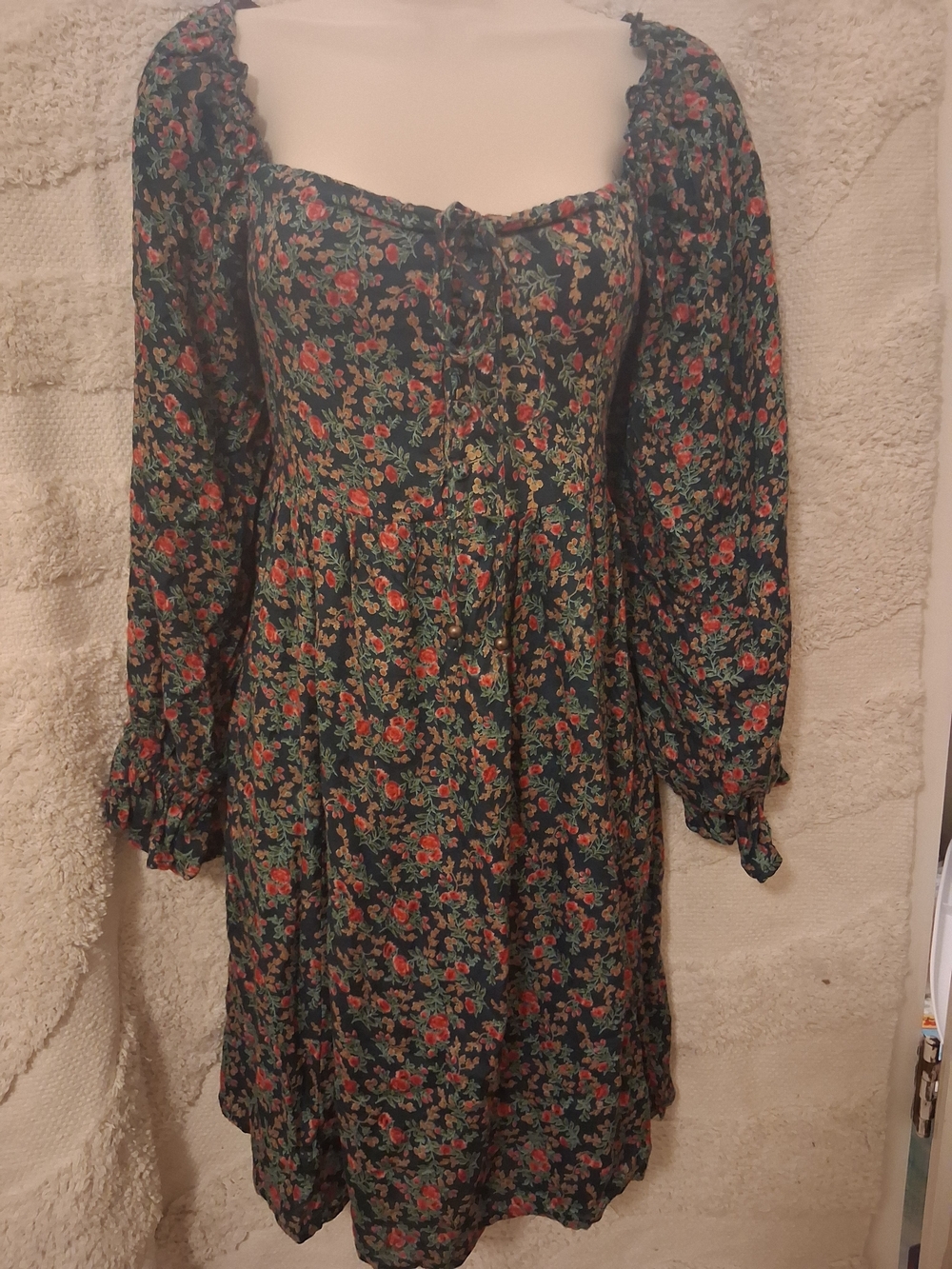Francesca's Collections Angie Dark Green Floral Long-Sleeve Square Neck Dress